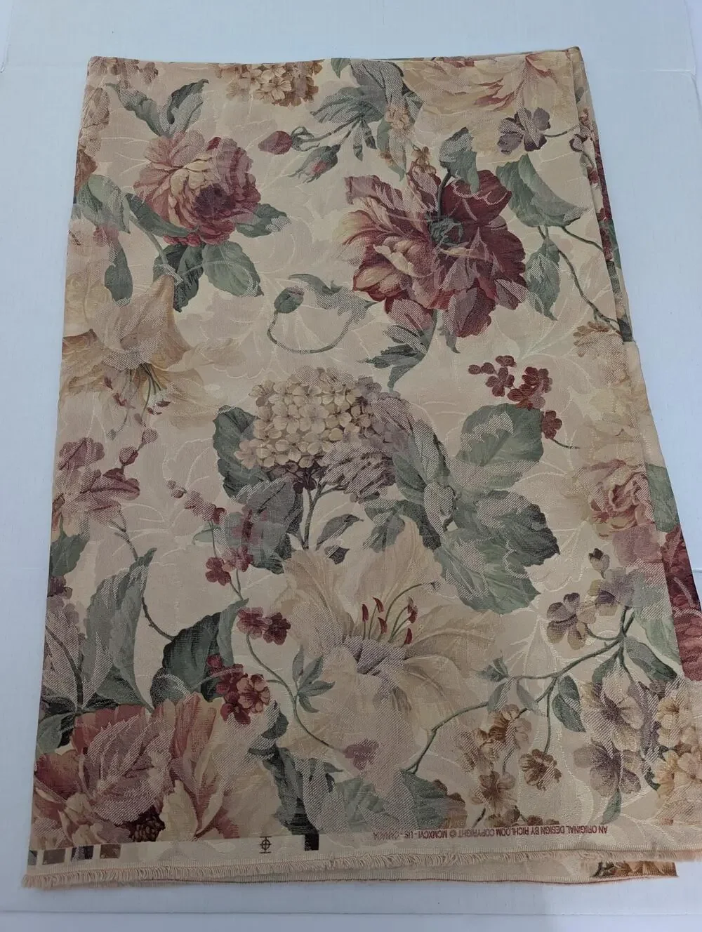 Vintage 1996 Richloom 72x52 In Floral Jacquard Tapestry Upholstery Fabric Piece